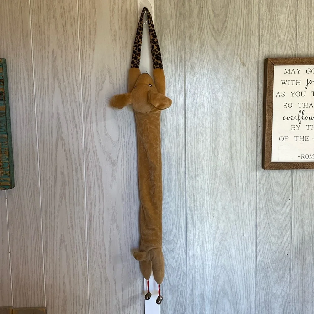 Animal dog door hanger
